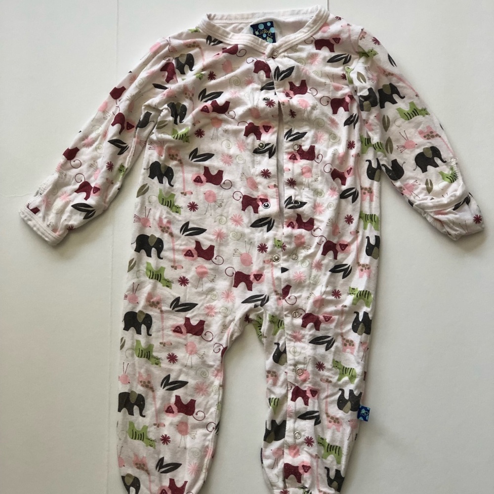 Kicky pants footie pjs